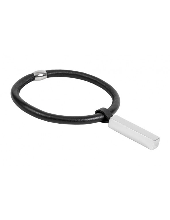 Skórzany naszyjnik choker z czarnego rzemienia z błyszczącą prostokątną zawieszką ze stali szlachetnej