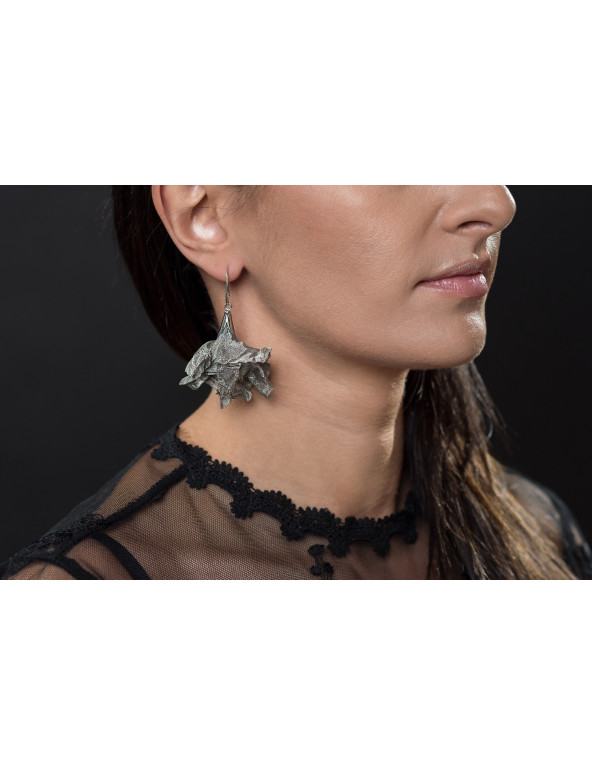 Kolczyki z siatki stalowej i srebra pr. 925 – eleganckie, ręcznie wykonane