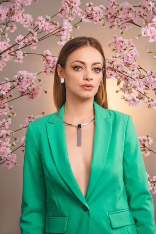 Choker ze stali szlachetnej z prostą zawieszką w srebrnym kolorze