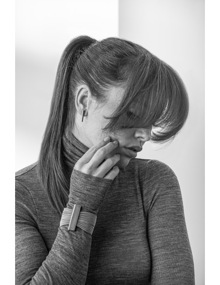 Bransoleta z siatki stalowej i błyszczącej stali szlachetnej, zapięcie srebrne magnetyczne