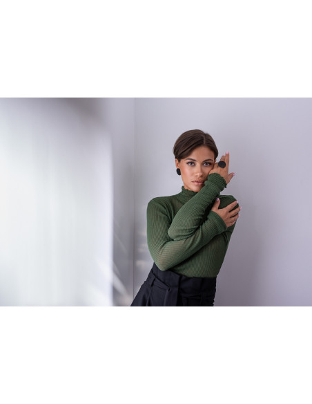 Pierścionek z czarnej matowej stali szlachetnej w kształcie koła