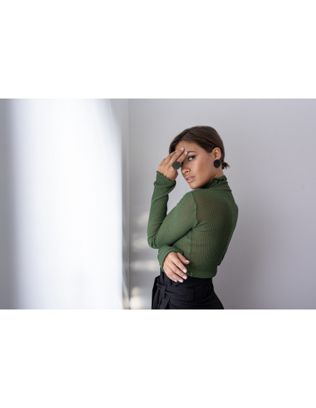 Pierścionek z czarnej matowej stali szlachetnej w kształcie koła