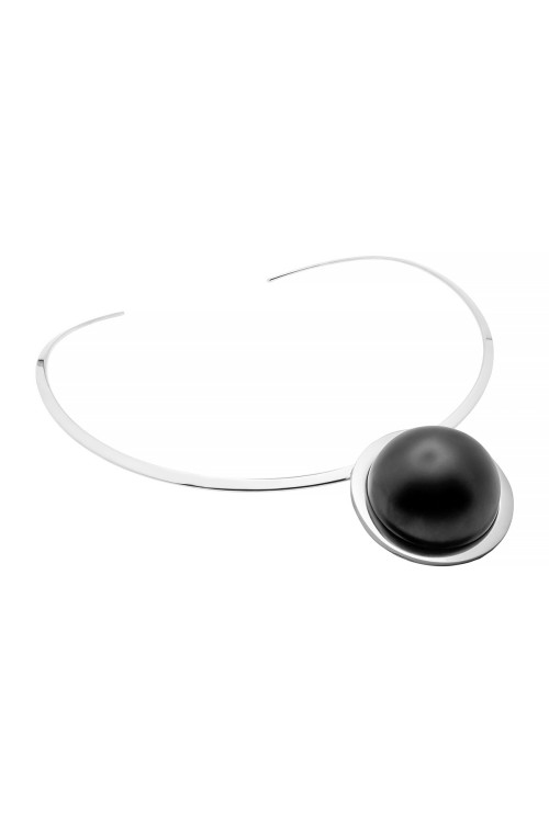 Delikatny srebrny choker ze stali szlachetnej z czarną matową zawieszką