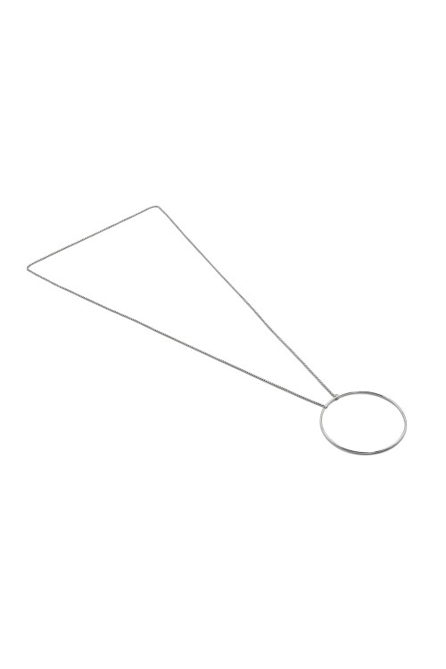 Długi naszyjnik KOŁO ze stali szlachetnej w stalowym odcieniu o geometrycznym, minimalistycznym designie.