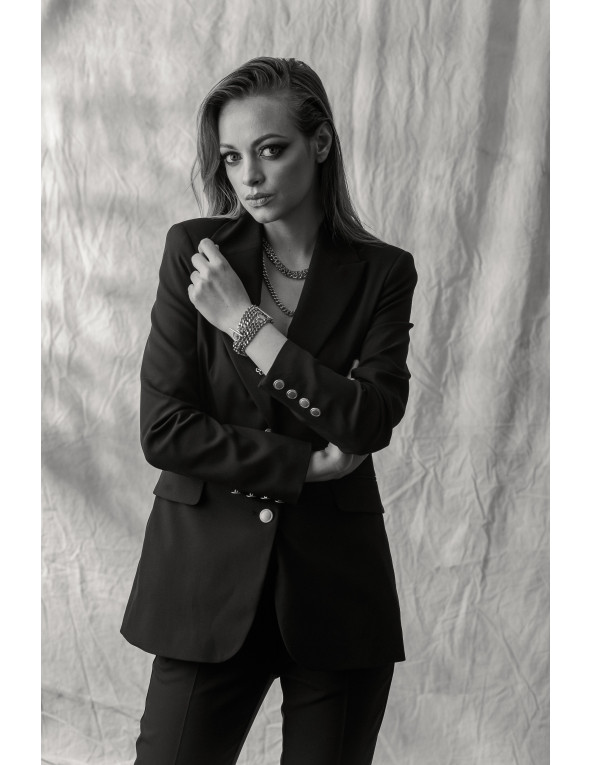 Podwójny srebrny choker typu pancerka ze stali szlachetnej z łańcuszkami 6 i 4 mm.