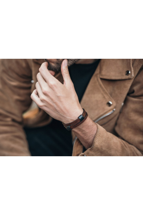 Męska brązowa skórzana bransoleta z czarnymi matowymi elementami