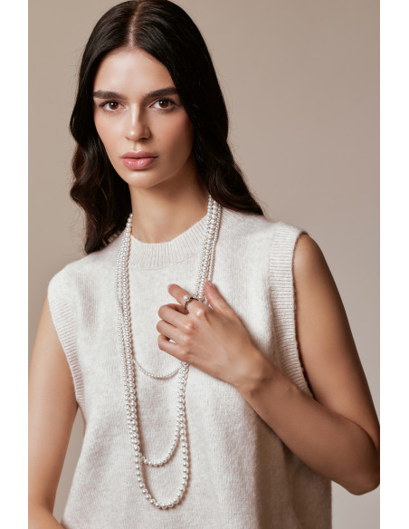 Długi klasyczny naszyjnik z białych pereł