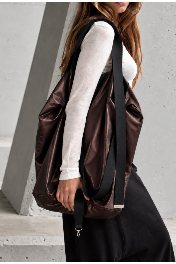 TWIN Brassy | shopper w odcieniu mosiądzu | moora.pl 2